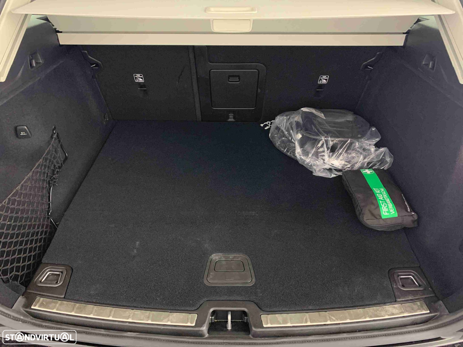 Volvo XC 60 2.0 T6 PHEV Plus Bright AWD - 14