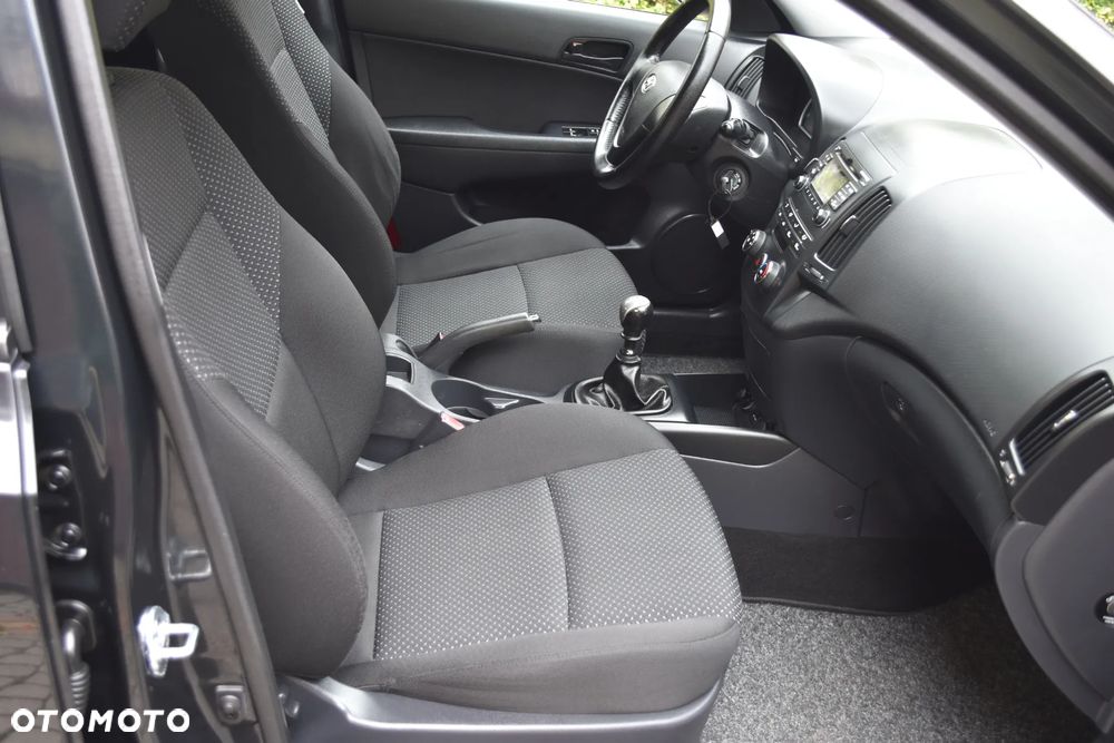Hyundai i30 1.4 Edition Plus - 26