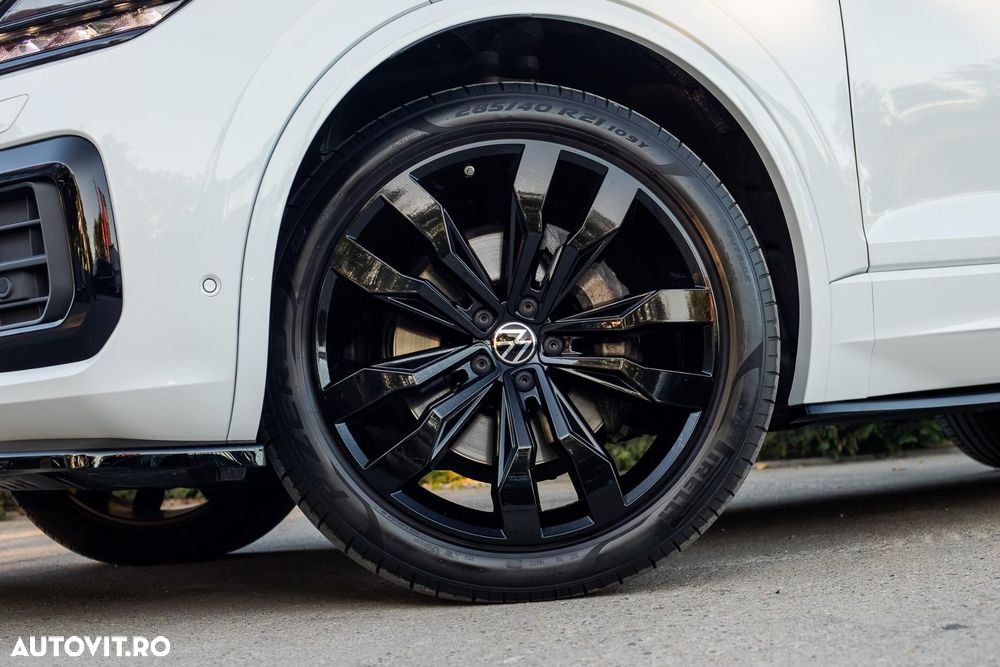 Volkswagen Touareg - 7