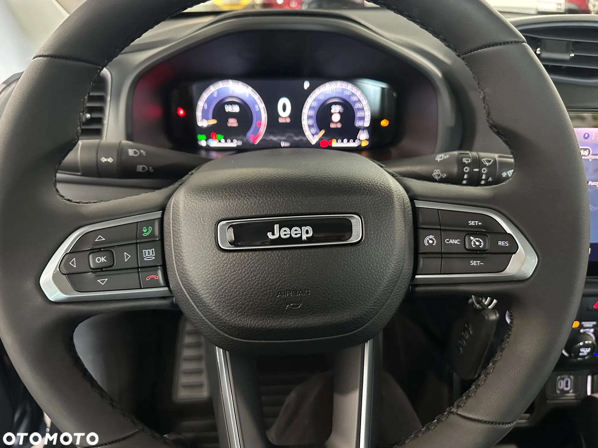 Jeep Renegade 1.5 T4 mHEV Limited FWD S&S DCT - 10