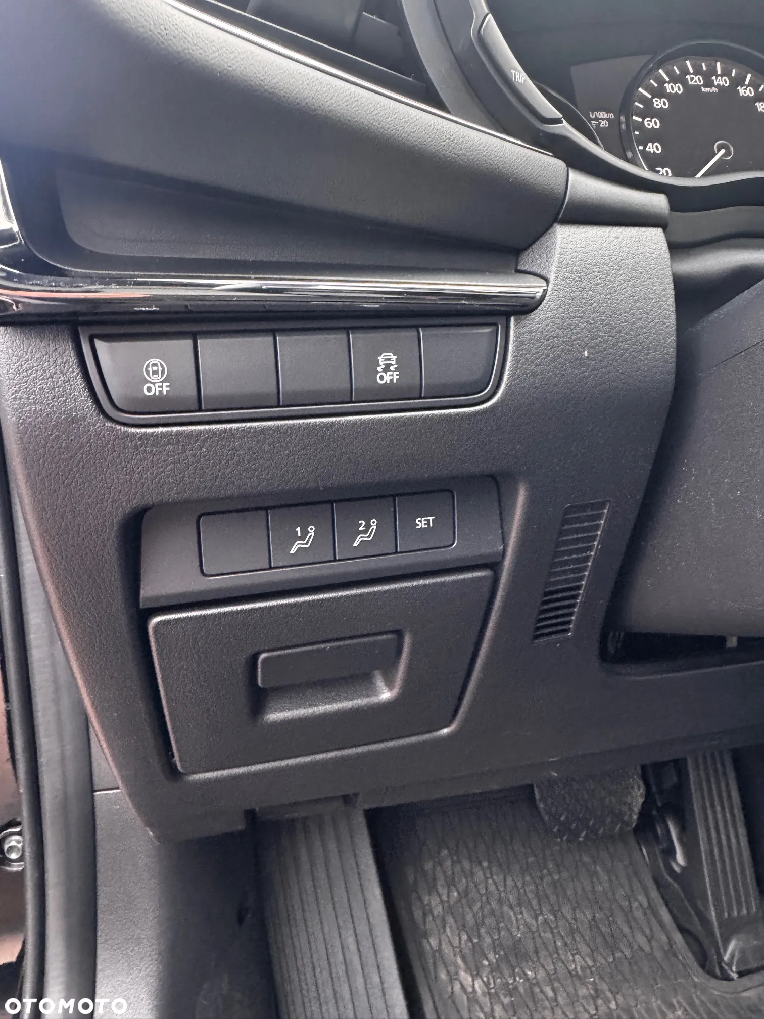 Mazda 3 - 24