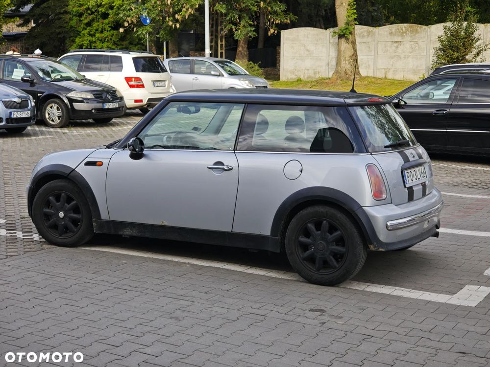 MINI ONE Standard - 7