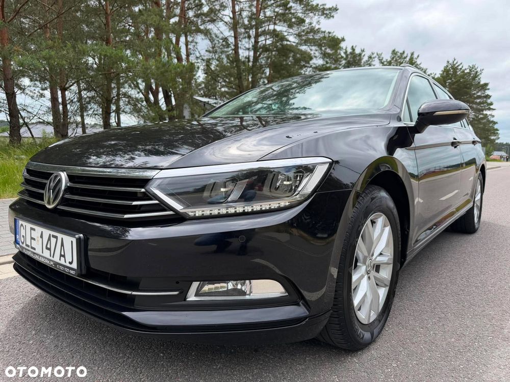 Volkswagen Passat Variant 2.0 TDI SCR DSG Highline - 9