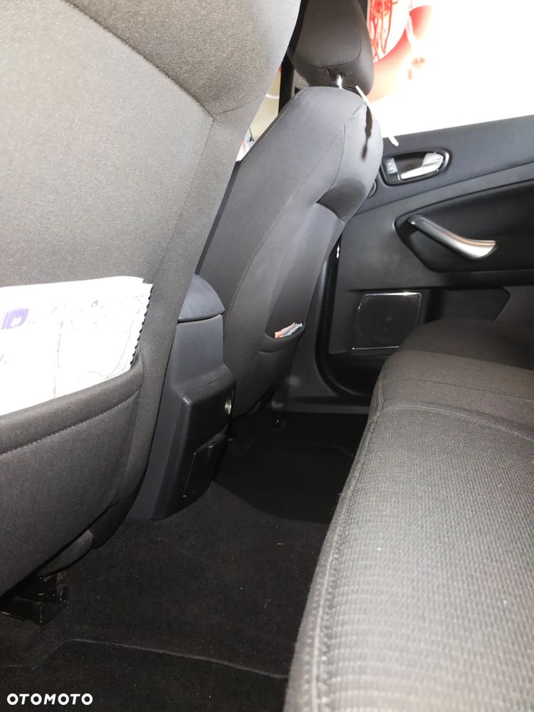 Ford Mondeo 2.0 TDCi Titanium - 10