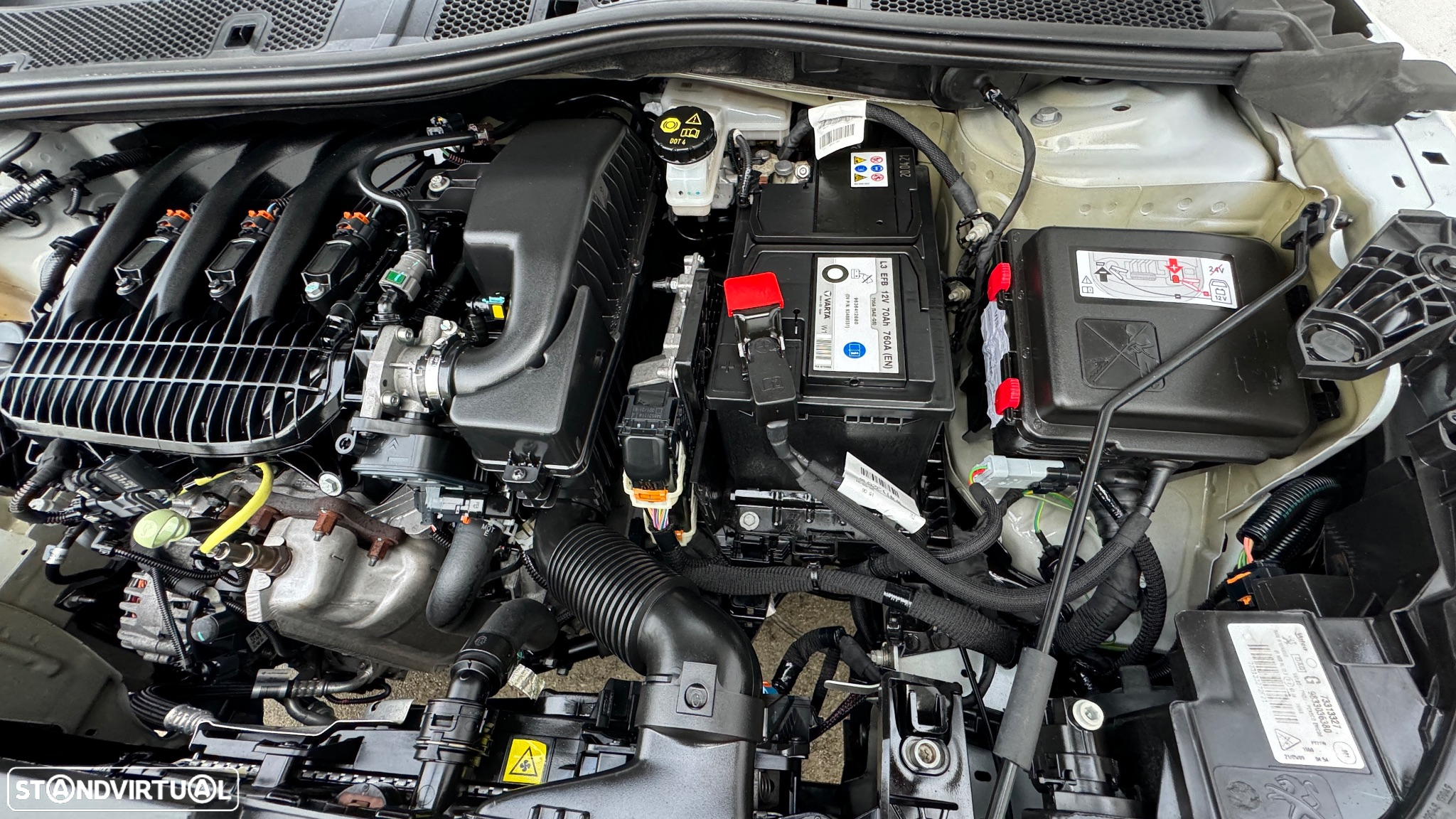 Peugeot 208 1.2 PureTech Active Pack - 38