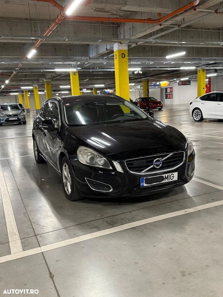 Volvo V60 D3 Geartronic - 1
