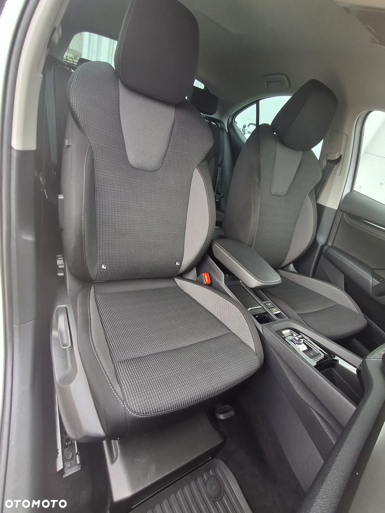 Skoda Octavia 1.5 TSI e-Tec Ambition DSG - 13