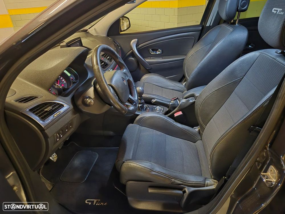 Renault Mégane Sport Tourer 1.5 dCi GT Line - 19