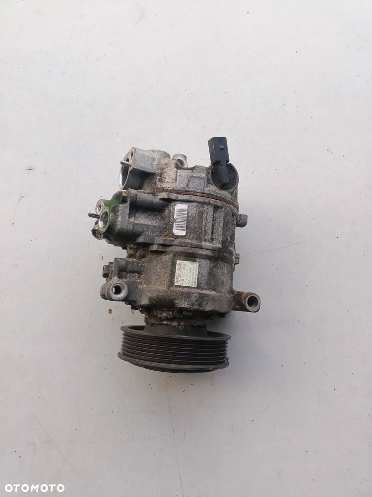 KOMPRESOR SPRĘŻARKA KLIMATYZACJI 1K0820859T VW / SEAT 1.4TSI - 1