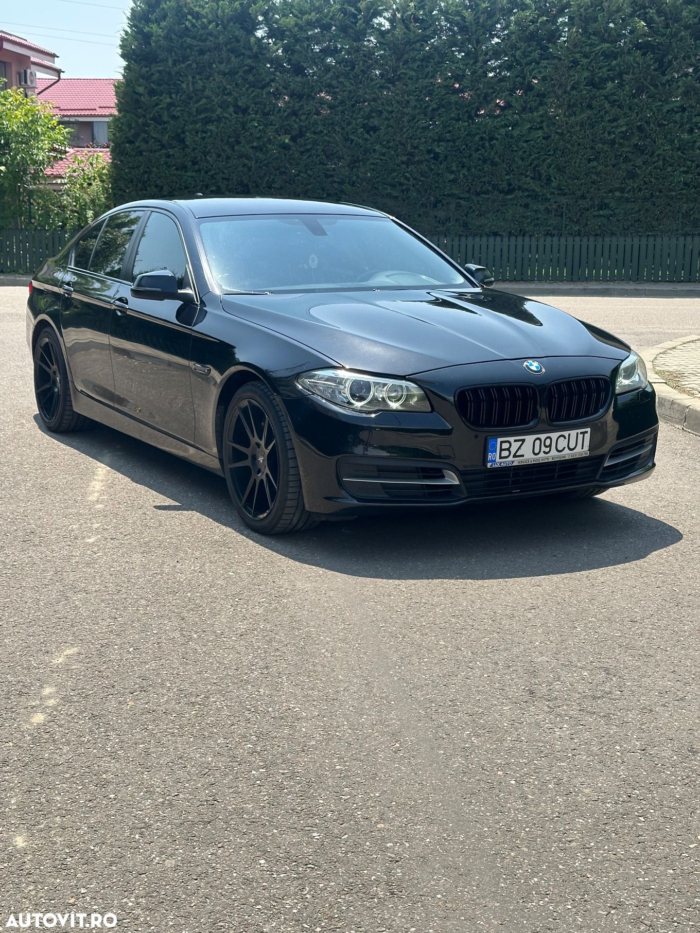 BMW Seria 5 520d xDrive AT - 1