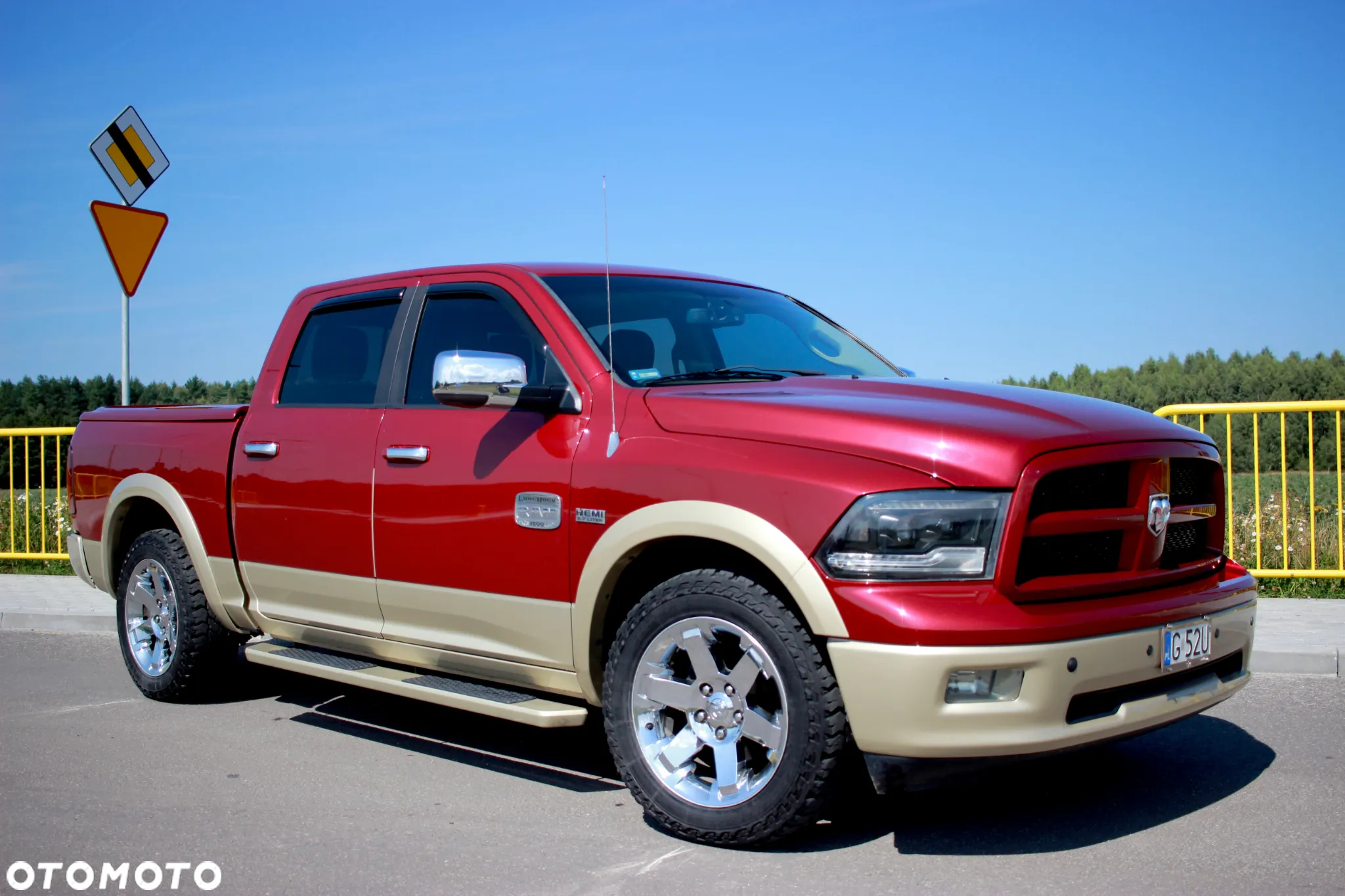 Dodge RAM 1500 5.7 4x4 - 6