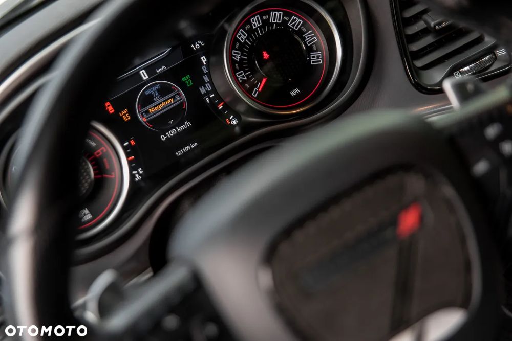 Dodge Challenger 5.7 R/T - 33