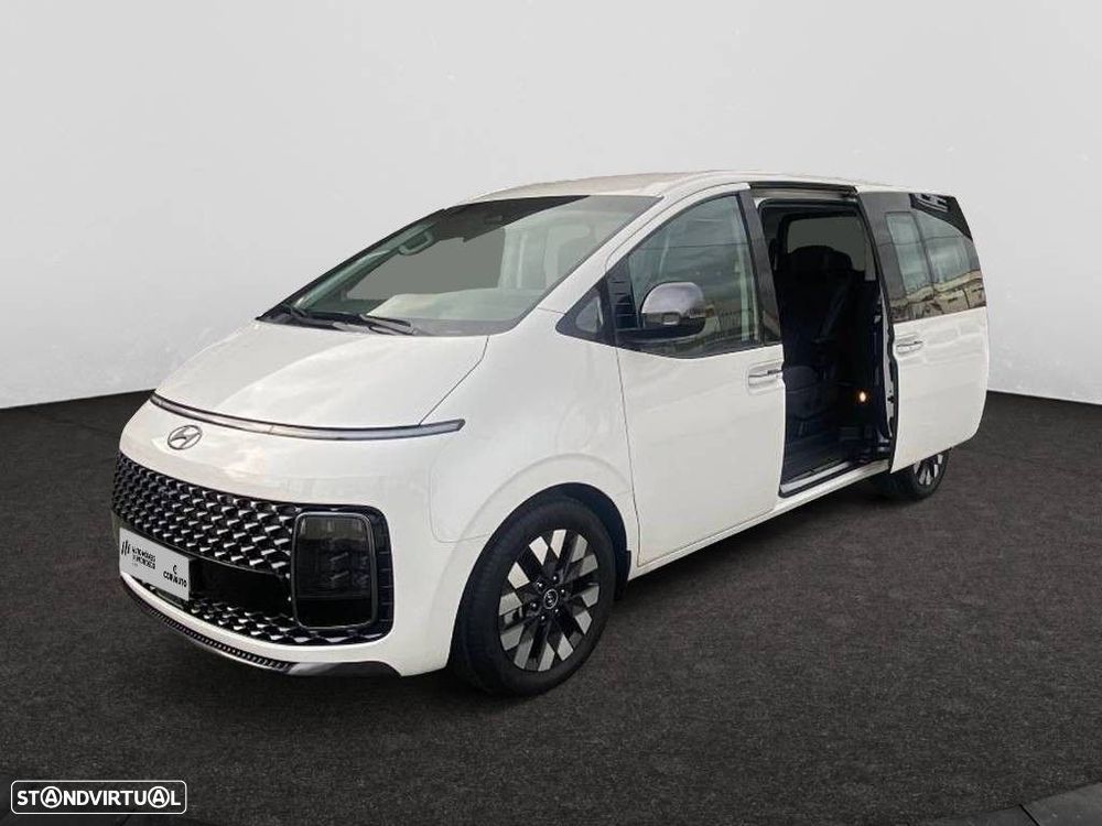 Hyundai Staria - 4