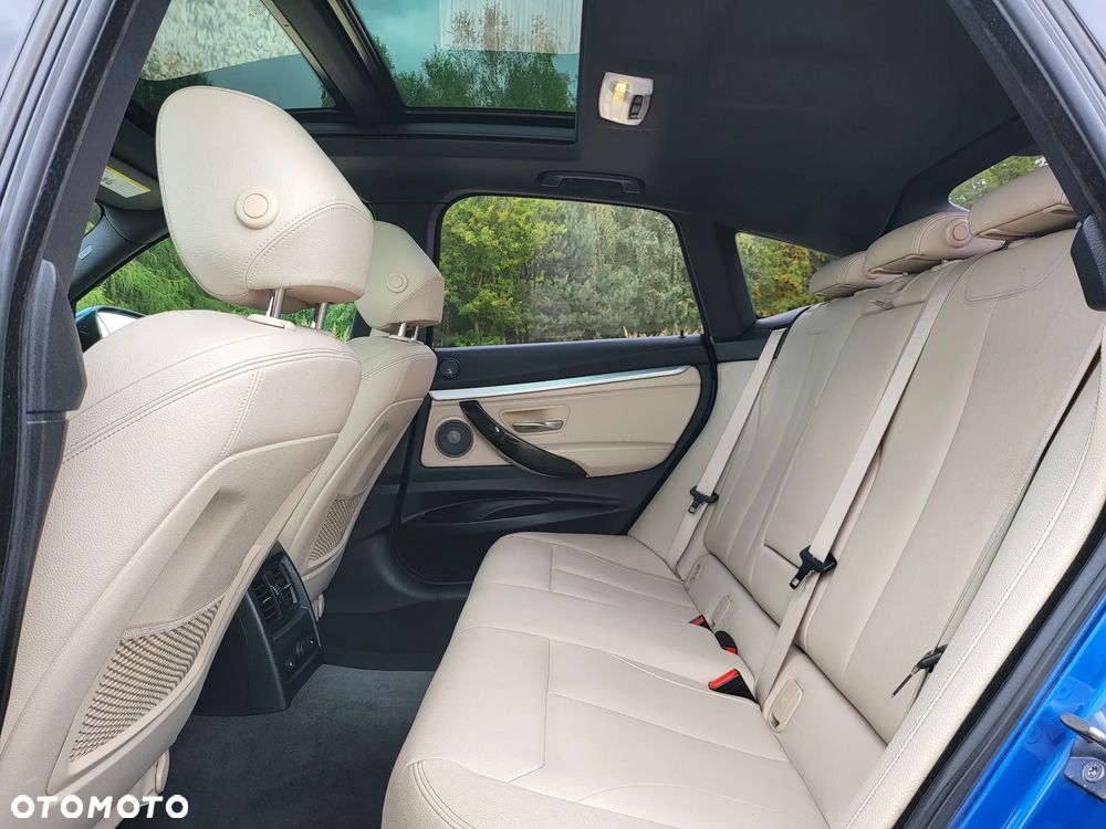 BMW Seria 3 328i Touring xDrive Sport-Aut Luxury Line - 19