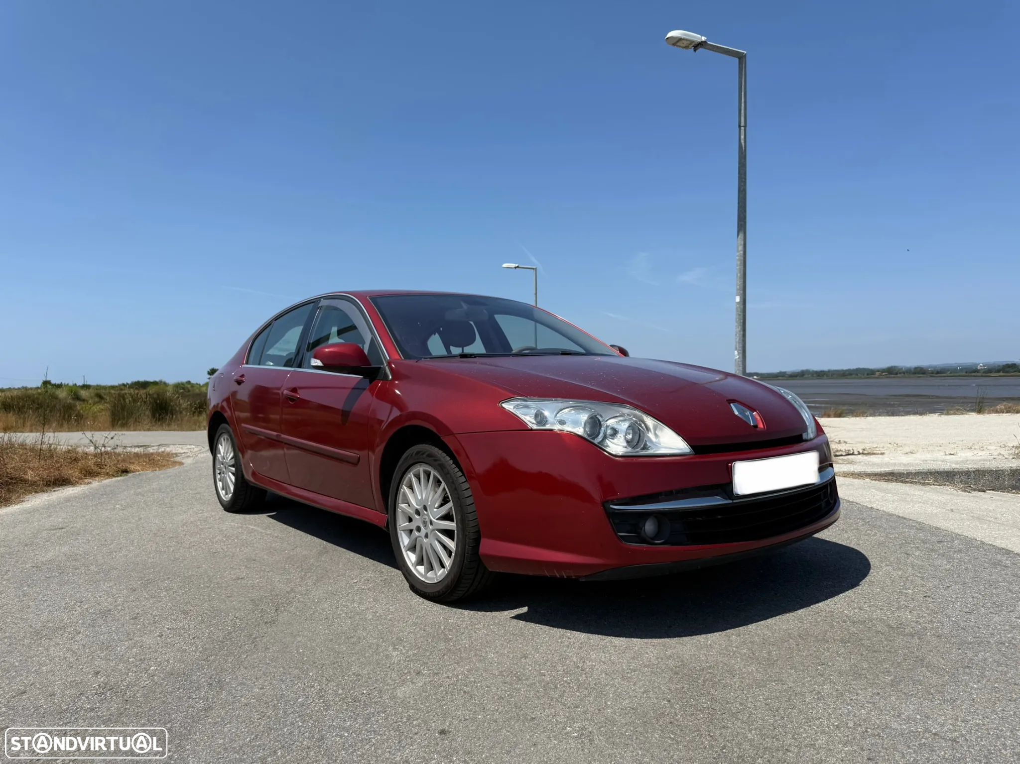Renault Laguna 2.0 dCi Luxe - 1