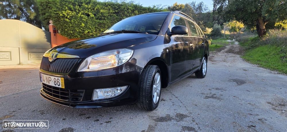 Skoda Fabia Break 1.2 TDi Active Plus - 1