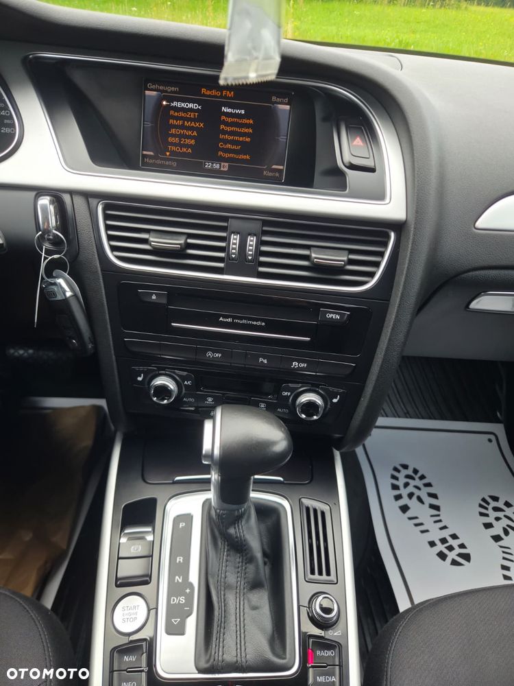 Audi A4 Limousine - 28