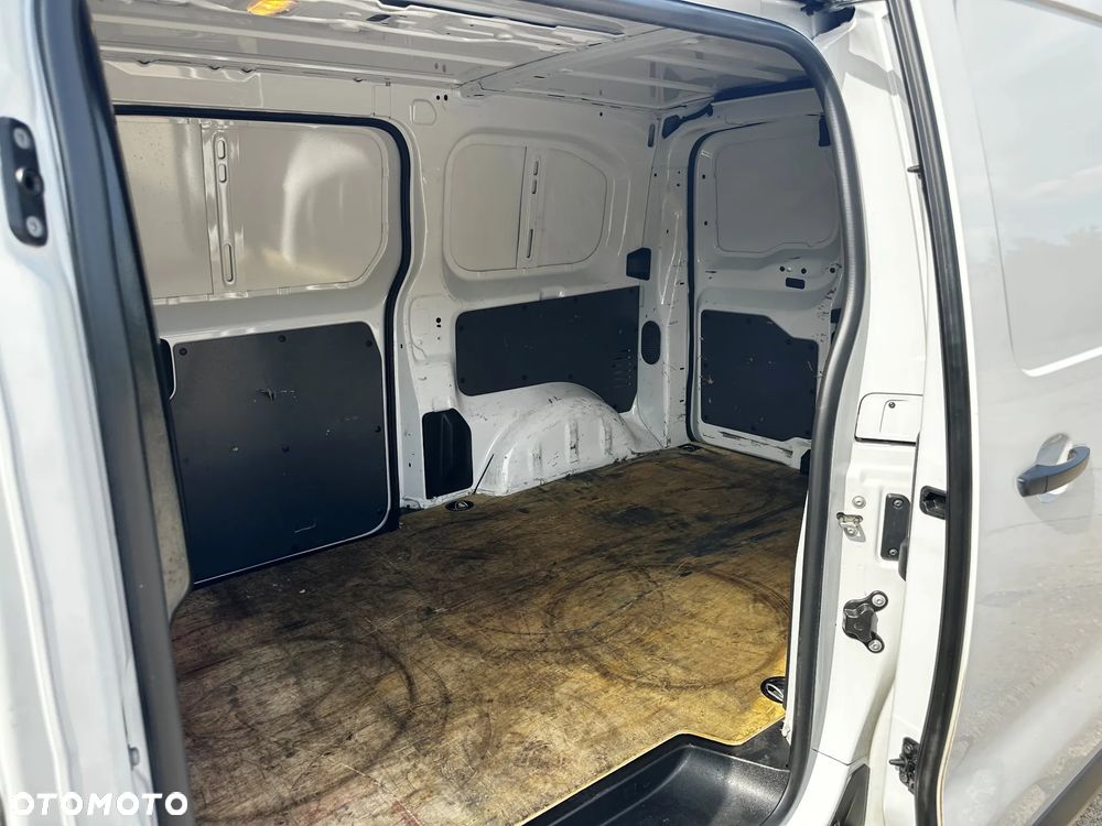 Opel Vivaro - 31
