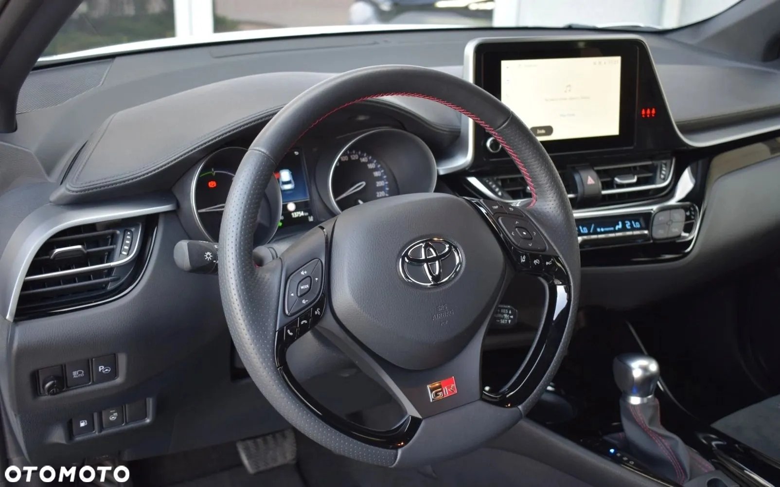 Toyota C-HR - 7