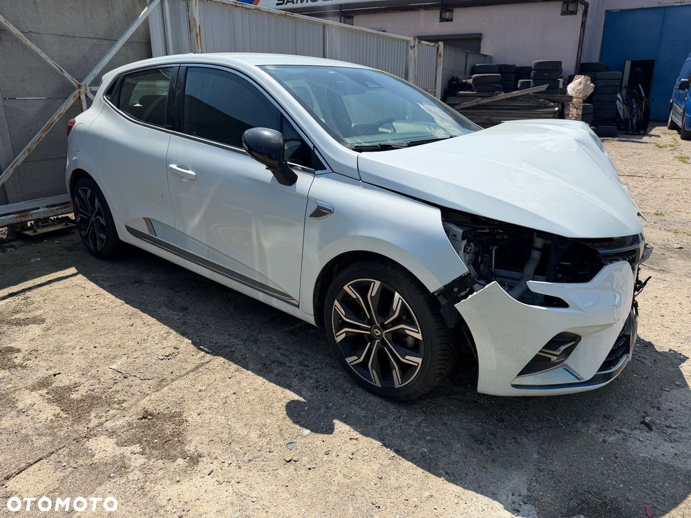 Renault Clio - 2