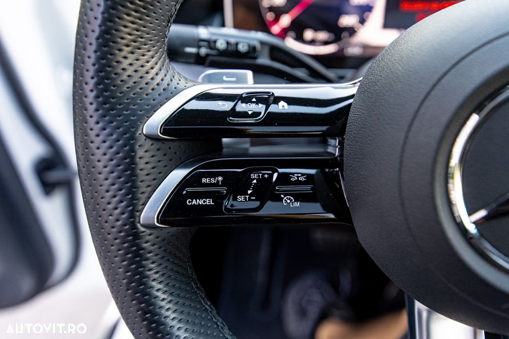 Mercedes-Benz GLC 300 d 4MATIC MHEV - 18