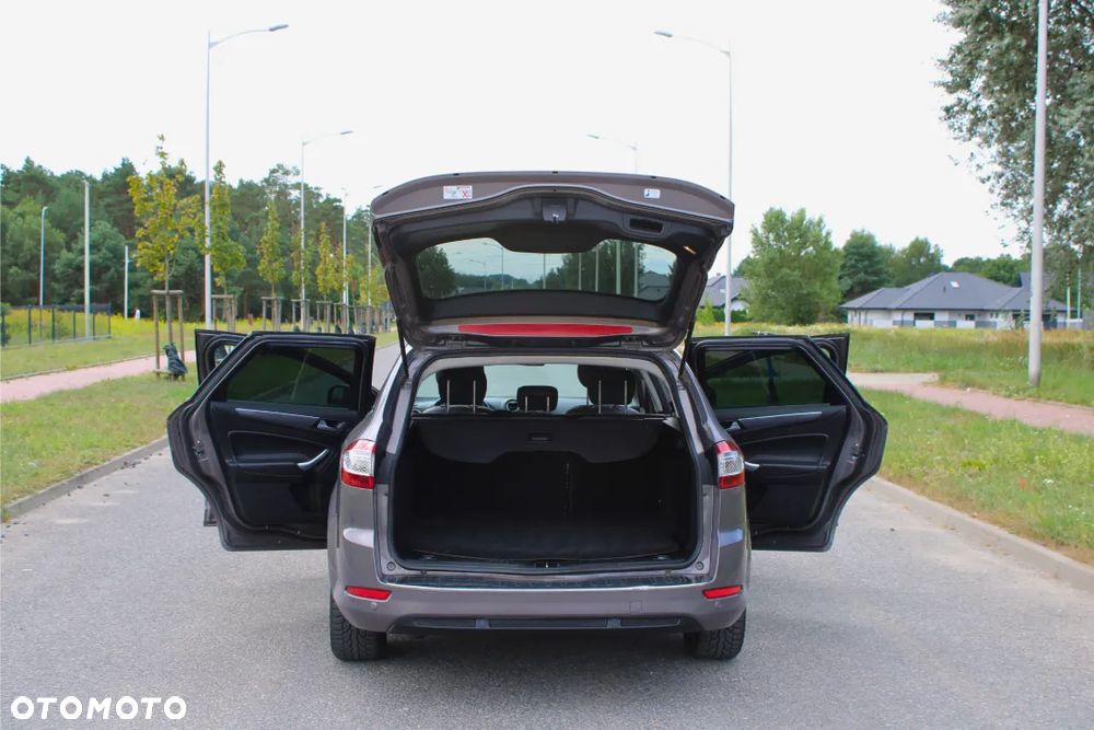 Ford Mondeo 2.0 TDCi Titanium - 11