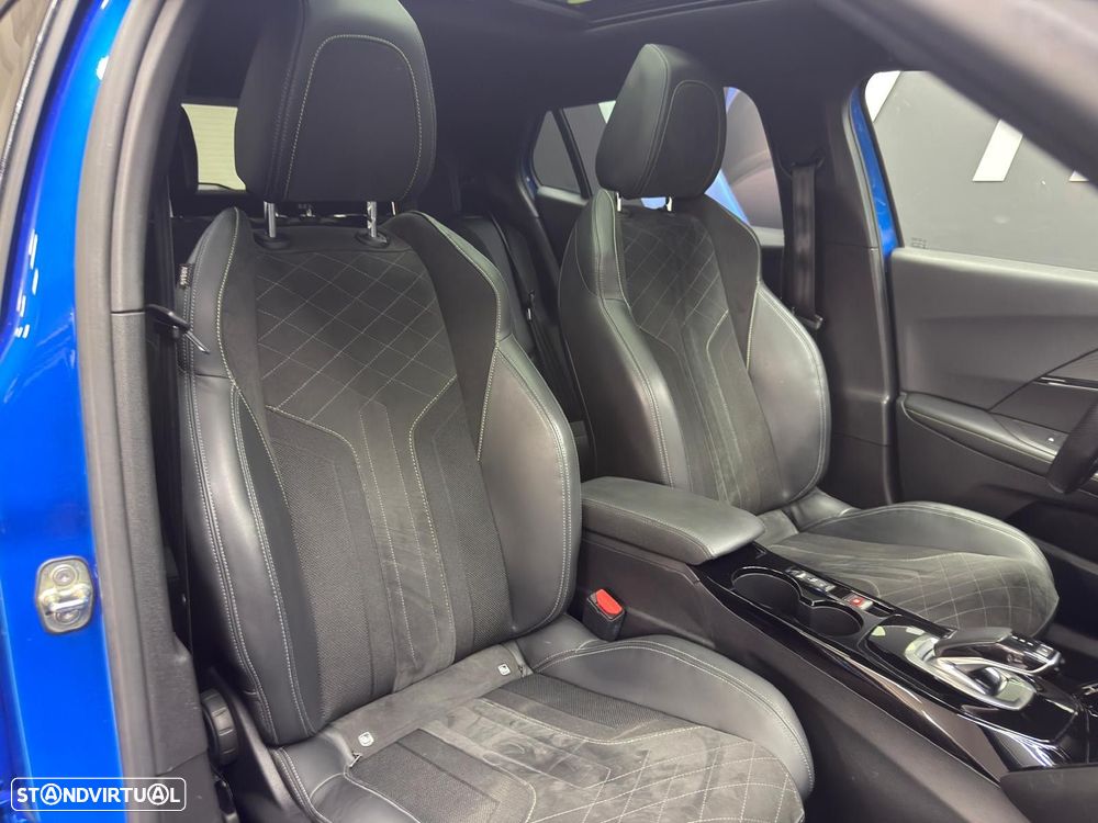 Peugeot 2008 1.2 PureTech GT Line EAT8 - 42