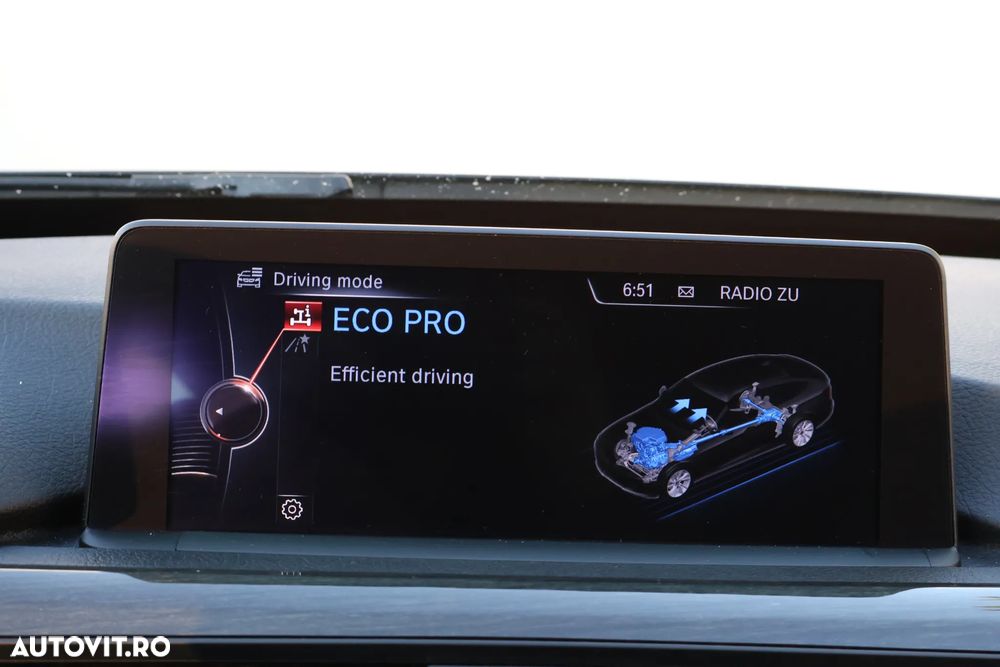 BMW Seria 3 325d Aut. Luxury Line - 28