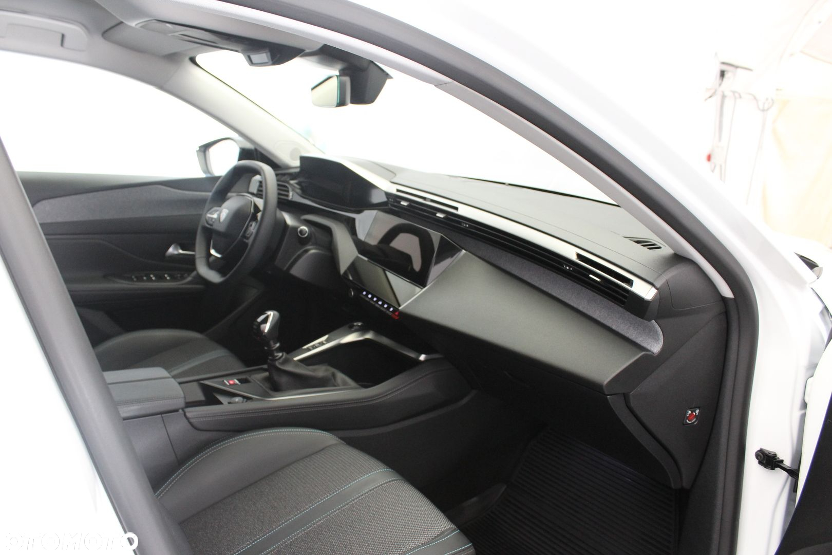 Peugeot 308 - 13