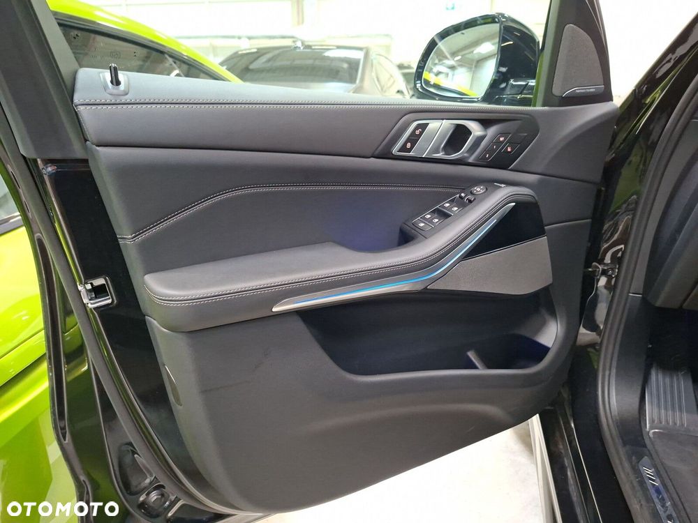 BMW X5 - 12