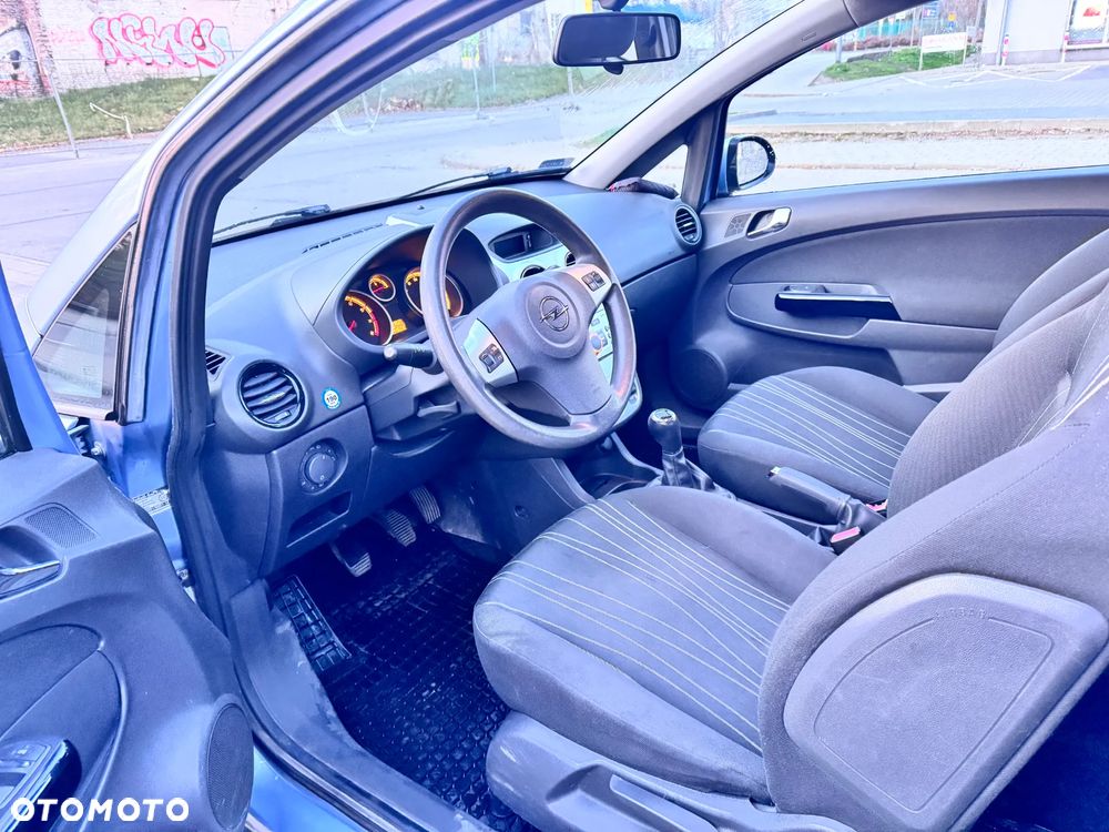 Opel Corsa 1.4 16V Enjoy - 8