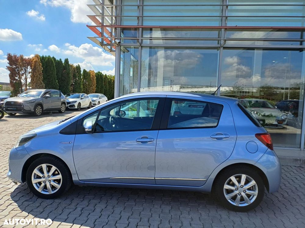 Toyota Yaris 1.5 VVT-i HSD Luna - 7