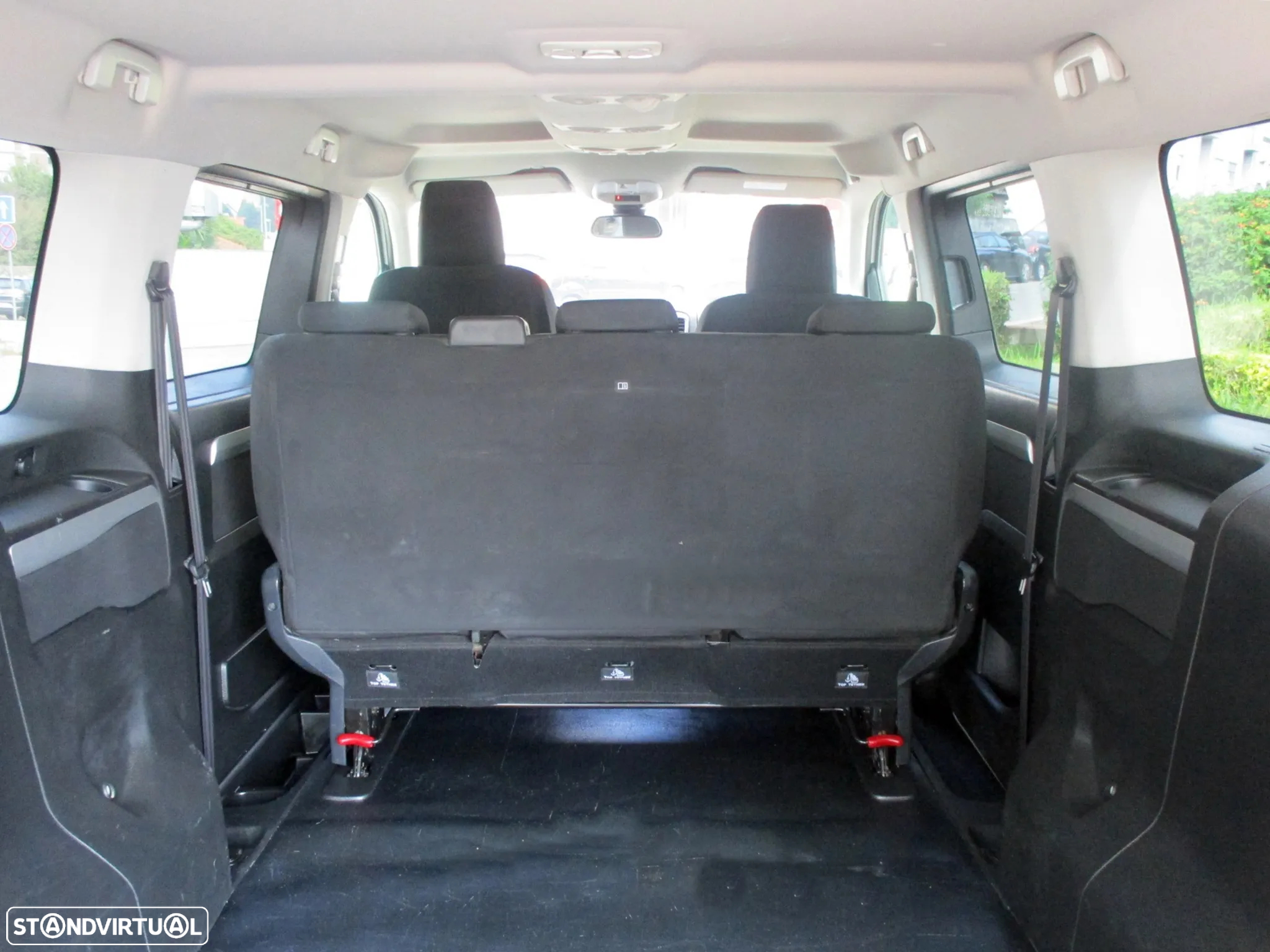 Toyota Proace Verso 1.5 D-4D L2 1.2T Comfort 5L - 11