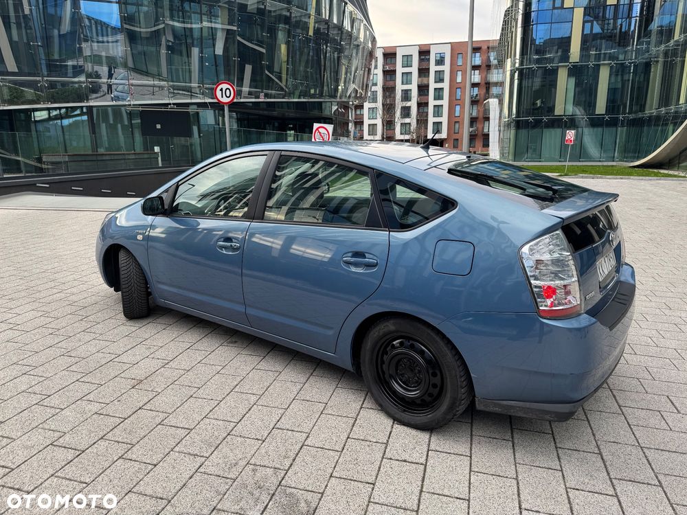 Toyota Prius 1.5 VVT-i Prestige - 12