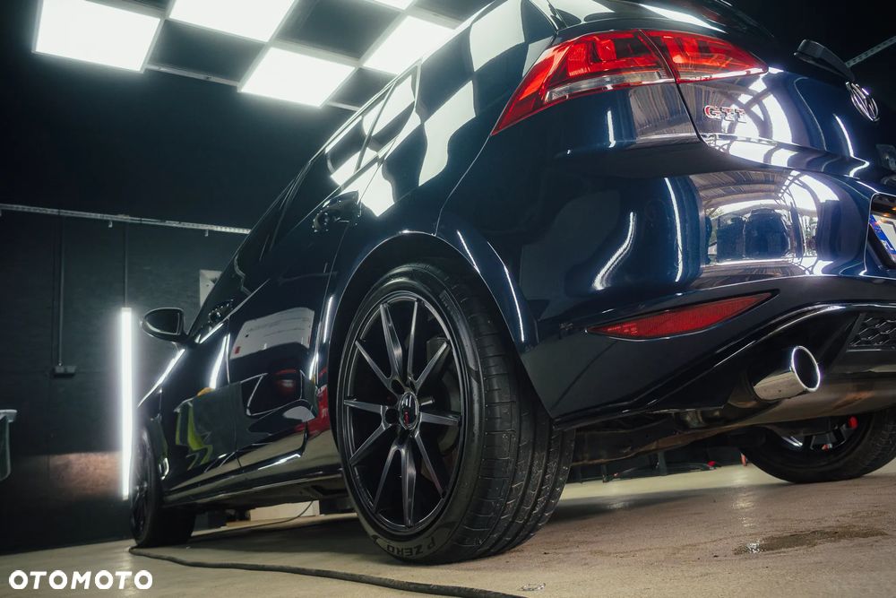 Volkswagen Golf GTI Performance BlueMotion Technology - 8