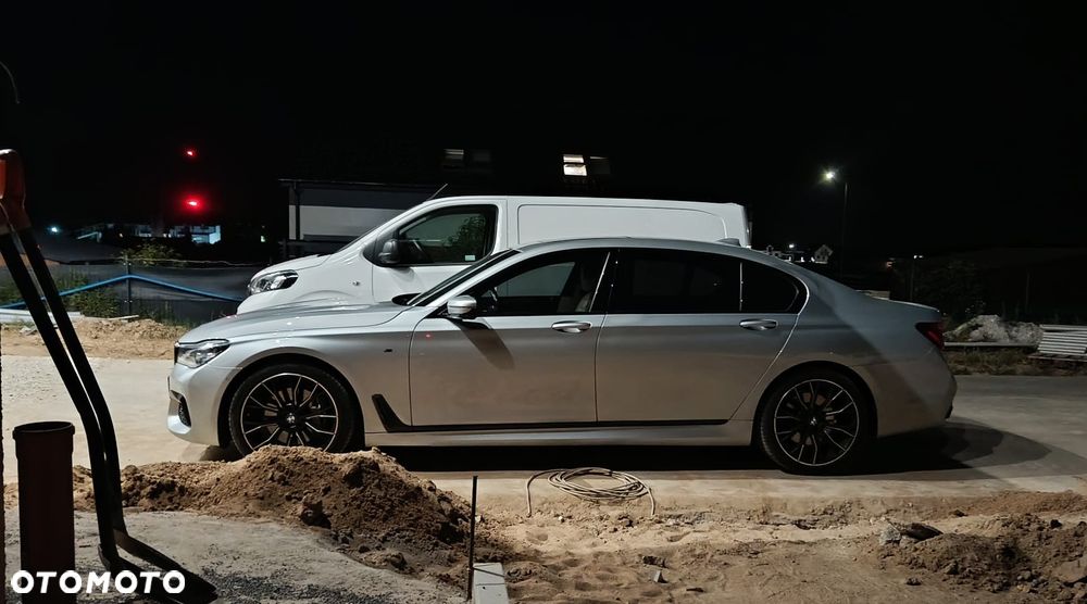 BMW Seria 7 740Li - 2