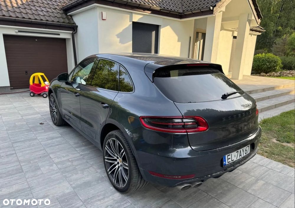 Porsche Macan - 3
