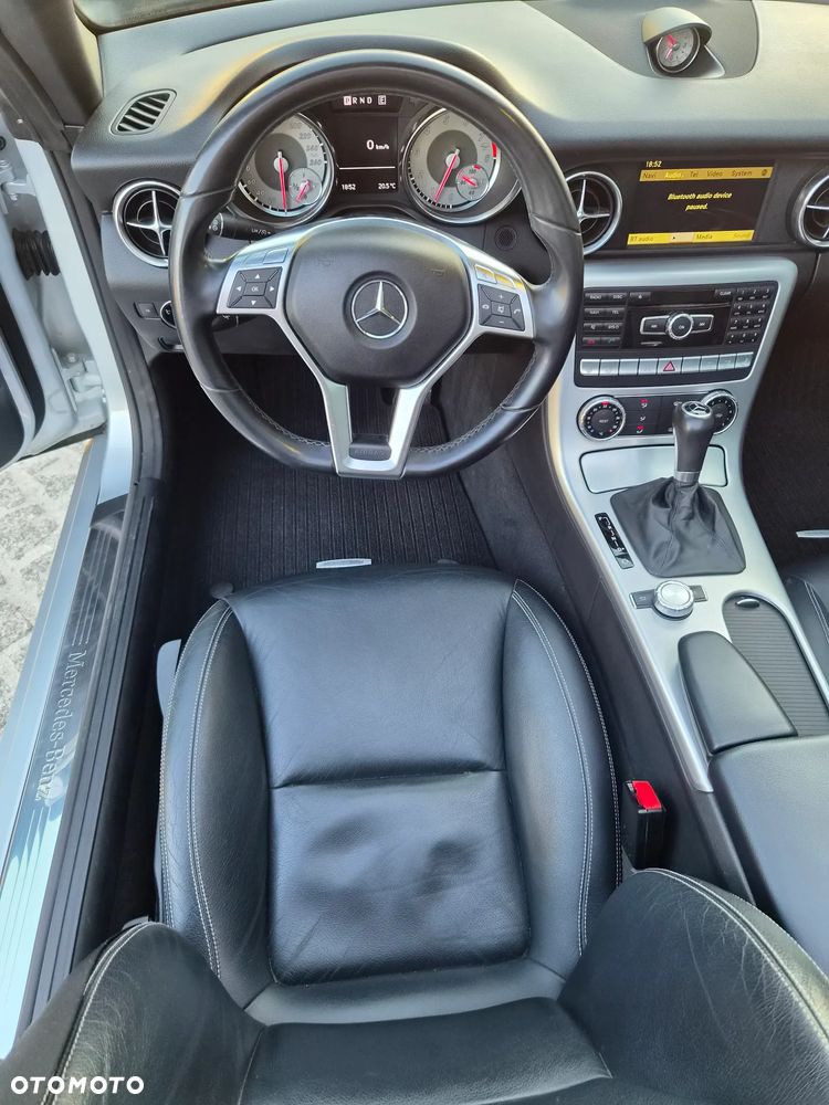 Mercedes-Benz SLK - 24