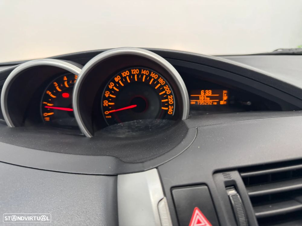 Toyota Verso 2.0 D-4D Executive - 21