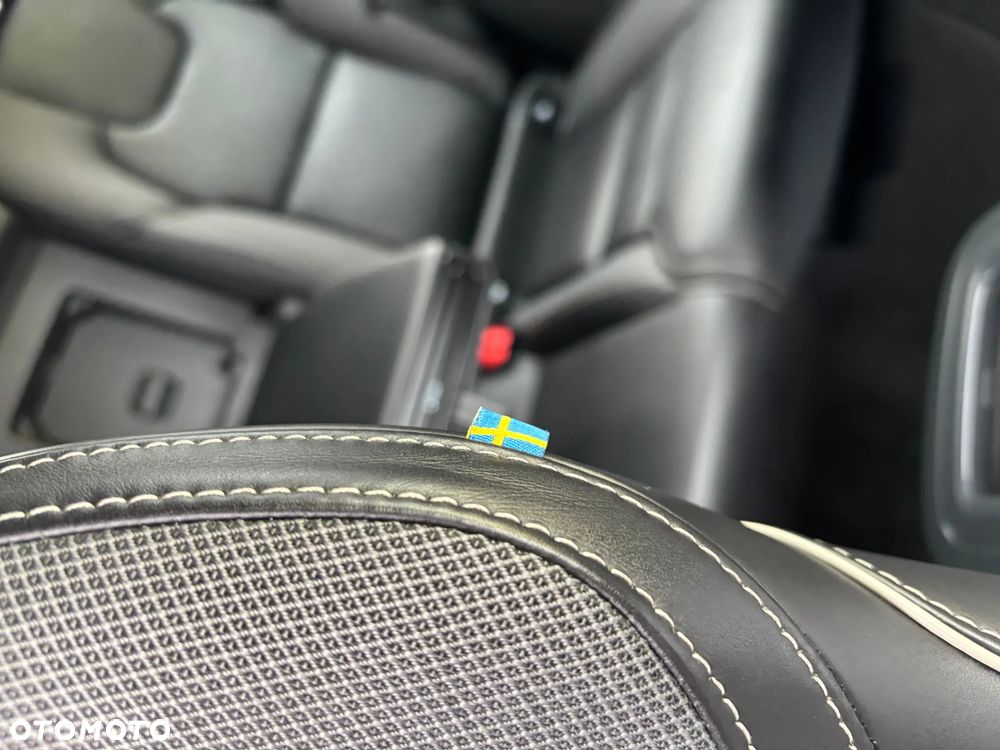 Volvo XC 60 B4 D AWD Geartronic RDesign - 17