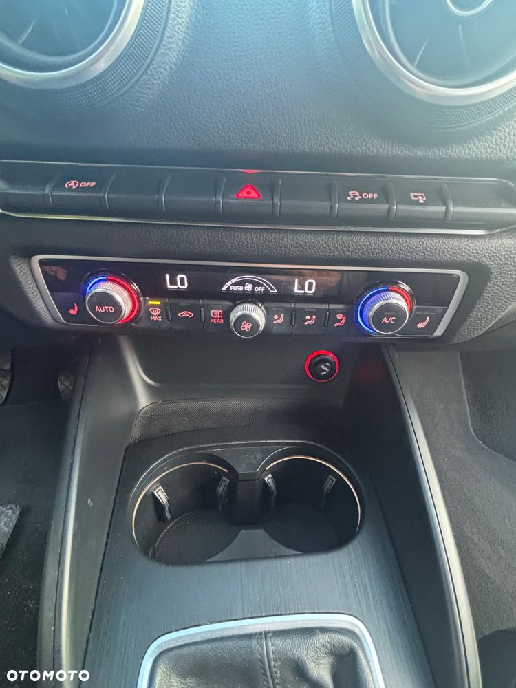 Audi A3 Sportback 1.6 TDI Attraction - 16