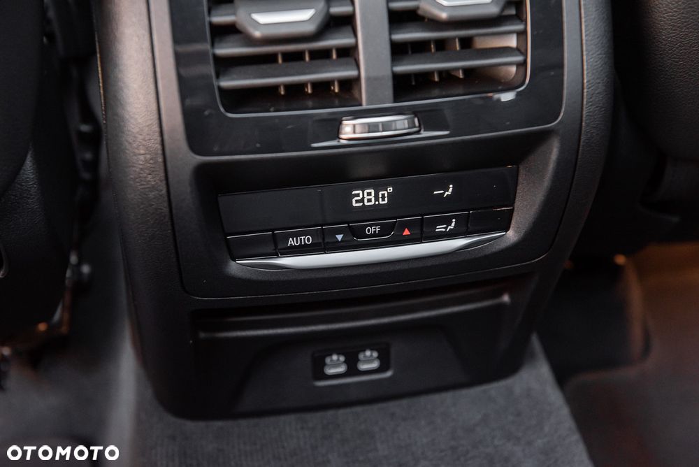 BMW X3 xDrive20d MHEV xLine sport - 36