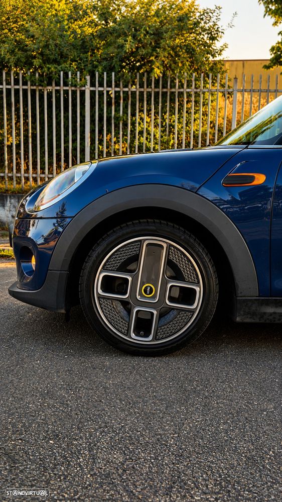 MINI 3 Portas One D - 5