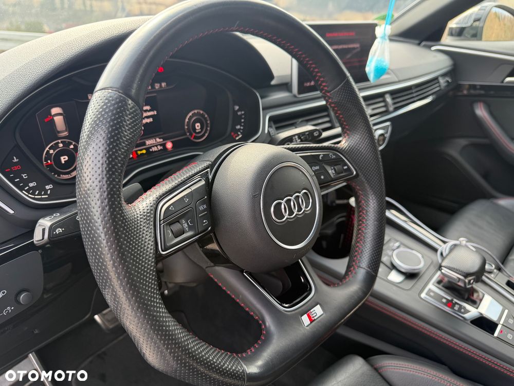 Audi A4 Avant 40 TDI S tronic - 14