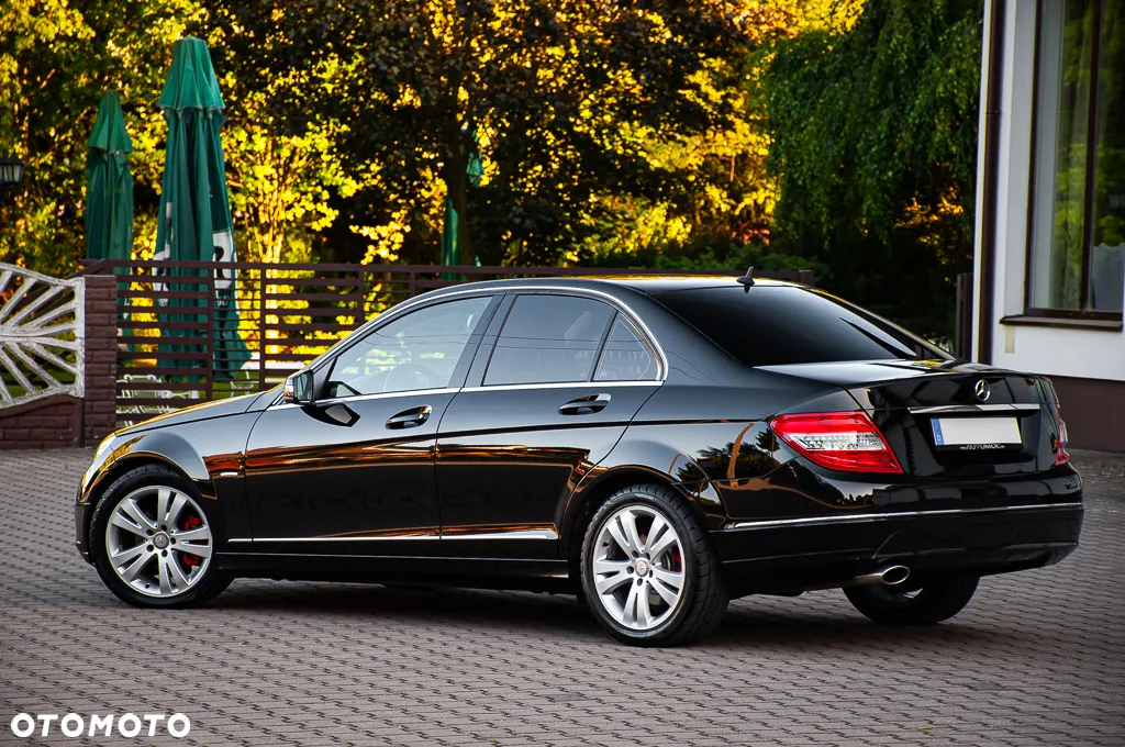 Mercedes-Benz Klasa C 200 T (BlueEFFICIENCY) 7G-TRONIC Avantgarde - 11