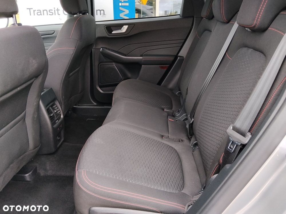 Ford Kuga - 24