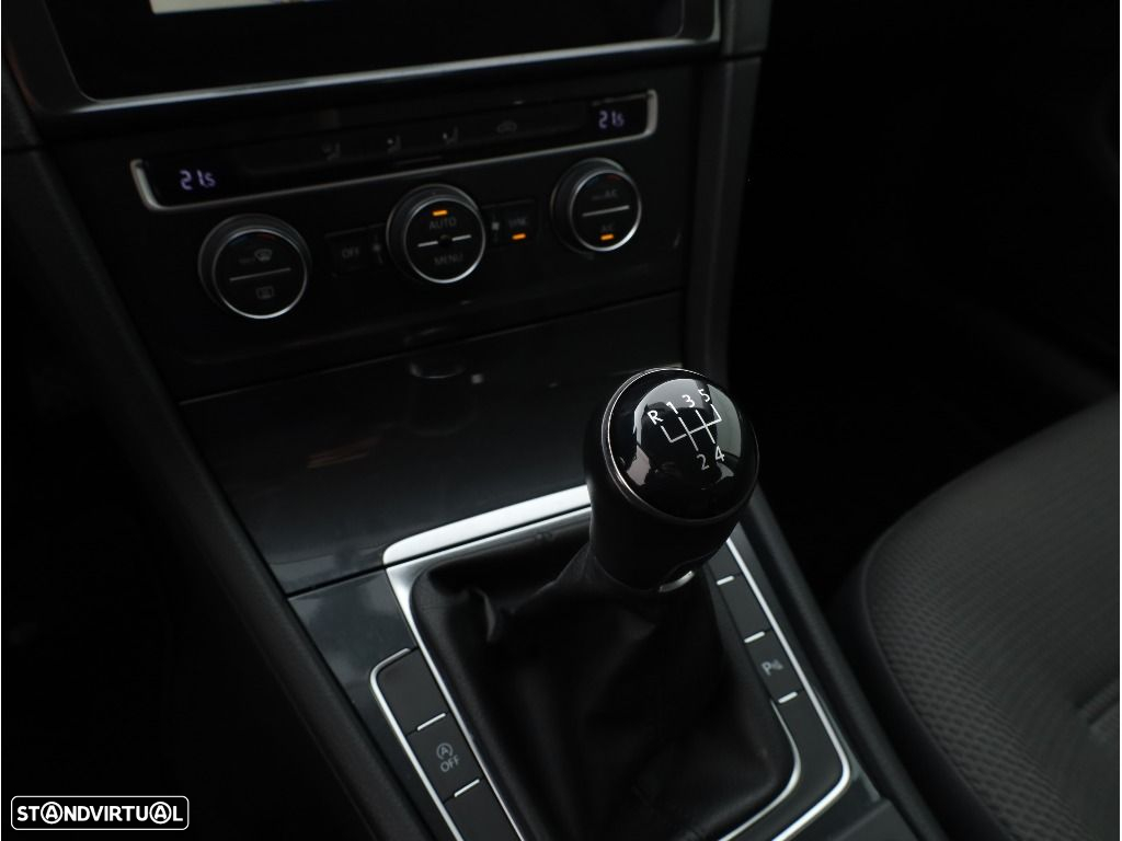 VW Golf 1.6 TDI Stream - 31