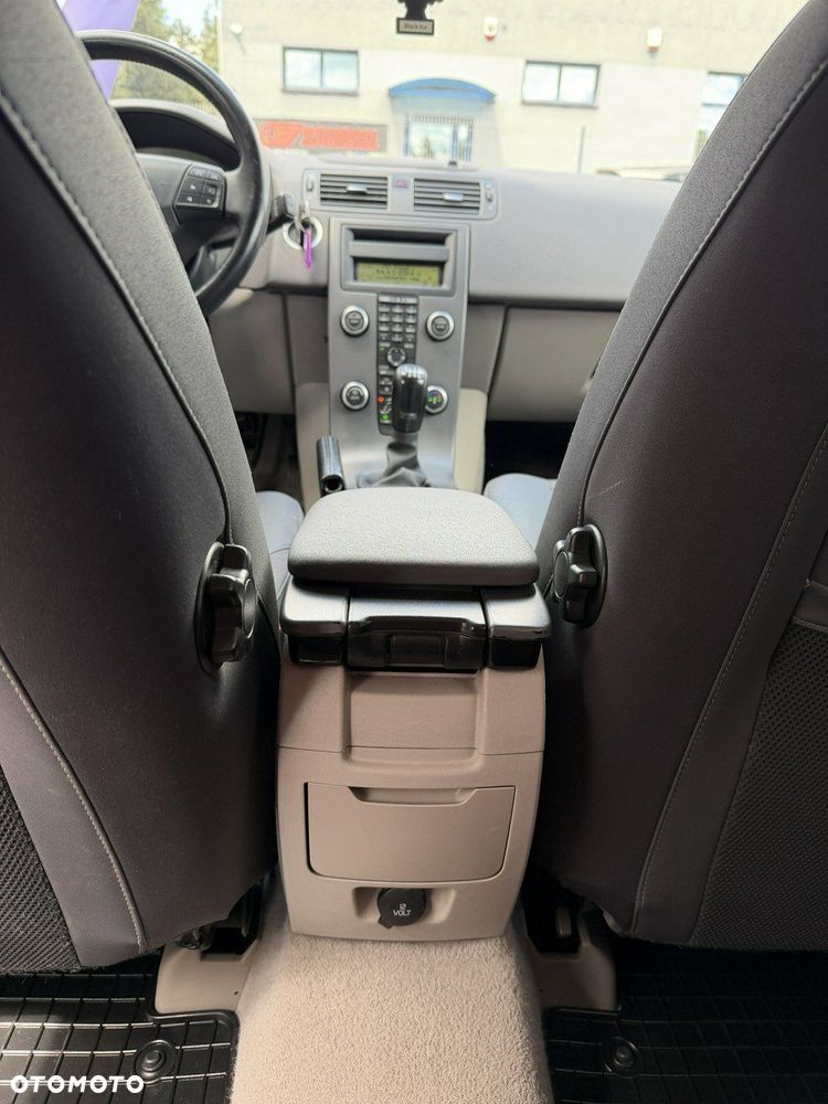 Volvo V50 - 27