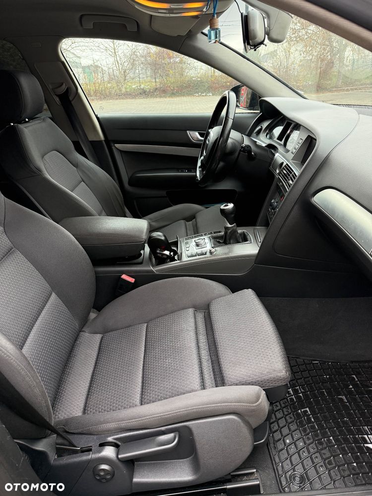 Audi A6 Limousine 2.4 - 10