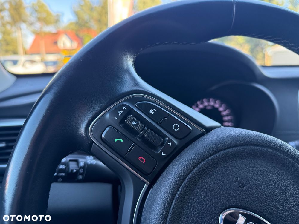 Kia Optima 1.7 CRDI XL DCT - 21